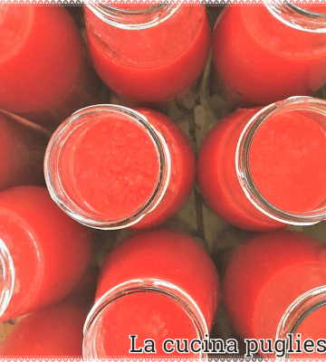 Passata di pomodoro - la cucina pugliese