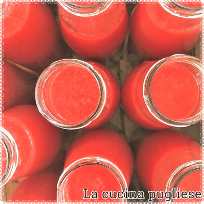 Passata di pomodoro - la cucina pugliese