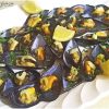 Cozze al prezzemolo - una ricetta di mare semplice e saporita.