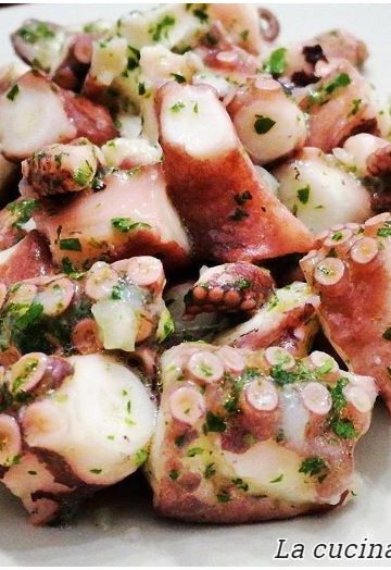 Insalata di polpo semplice e saporita.