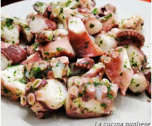 Insalata di polpo semplice e saporita.