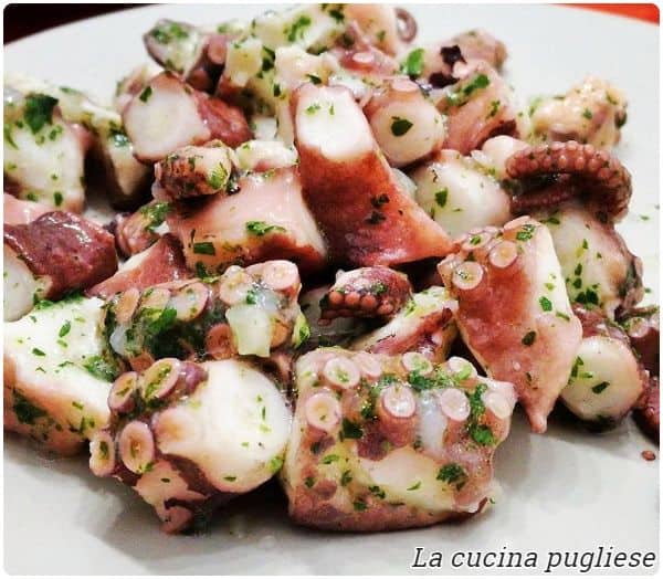 Insalata di polpo semplice e saporita.
