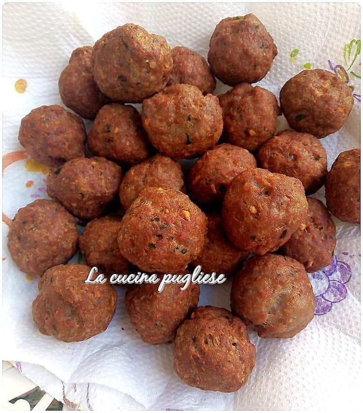 Polpette fritte pugliesi croccanti fuori e morbide dentro