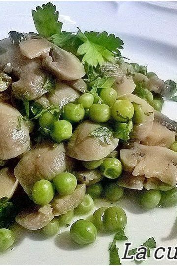 Funghi champignon e piselli - la cucina pugliese