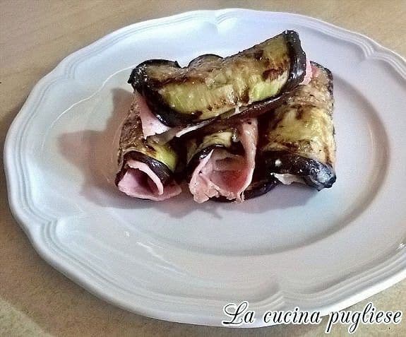 Involtini di melanzane grigliate - la cucina pugliese