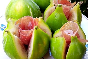Rose di fichi con prosciutto crudo ricetta estiva