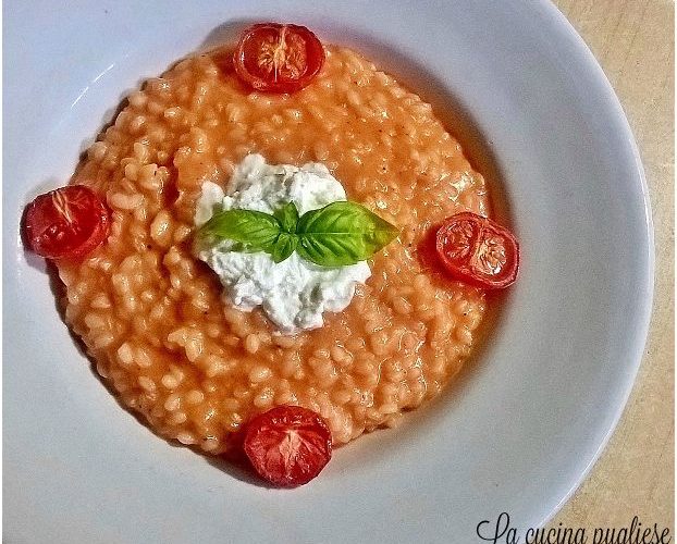 Risotto al pomodoro e burrata - la cucina pugliese