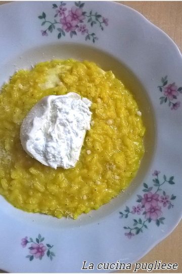 Risotto con zafferano e burrata - la cucina pugliese