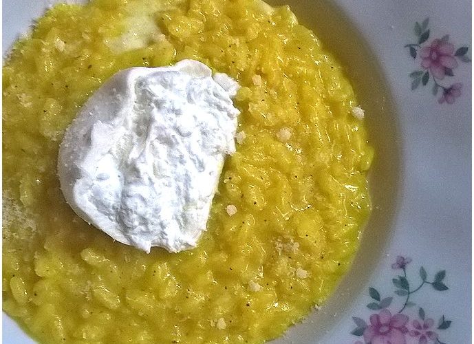 Risotto con zafferano e burrata - la cucina pugliese