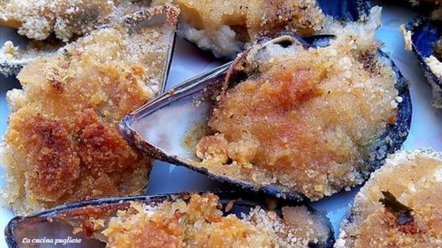 Cozze gratinate al forno semplici e veloci da preparare