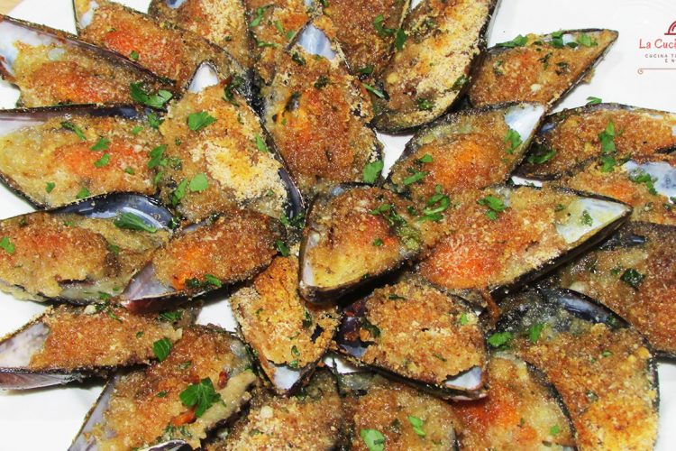 Abbinamento Perfetto (il giusto connubbio!) - Pagina 5 Cozze-gratinate-racanate-la-cucina-pugliese--750x500