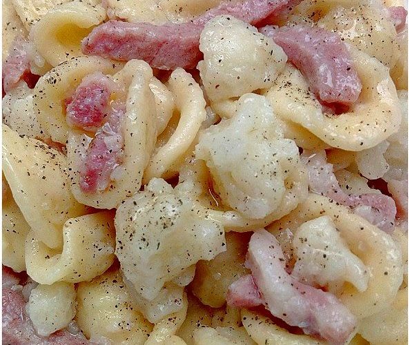 Orecchiette con pancetta e cavolfiore - la cucina pugliese