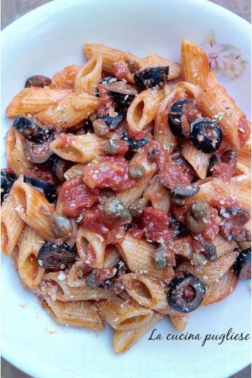 Pasta alla puttanesca - la cucina pugliese-