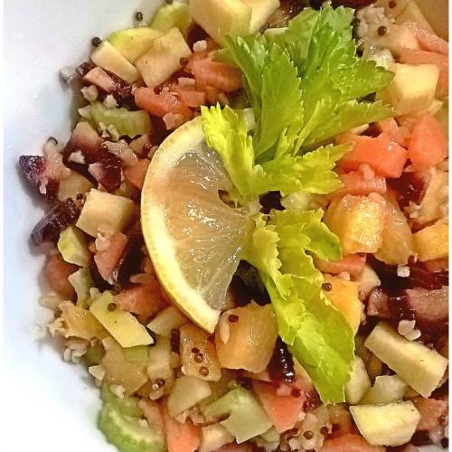 Insalata di Bulgur e Quinoa con ortaggi croccanti