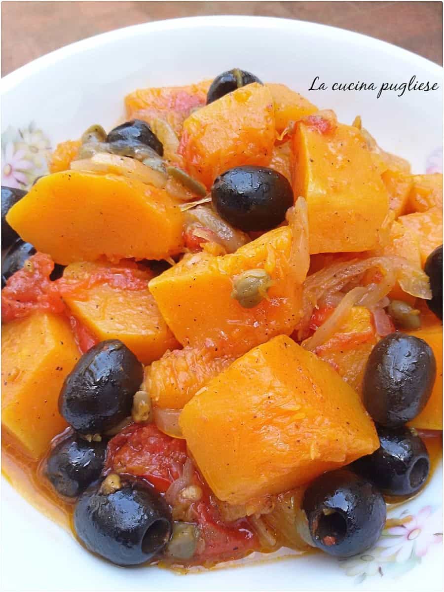 Stufato di zucca con olive nere