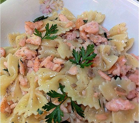 Farfalle al salmone - la cucina pugliese