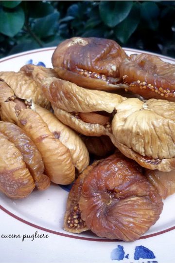 Fichi secchi con le mandorle - la cucina pugliese--