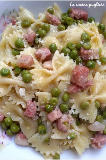 Pasta piselli e pancetta - la cucina pugliese