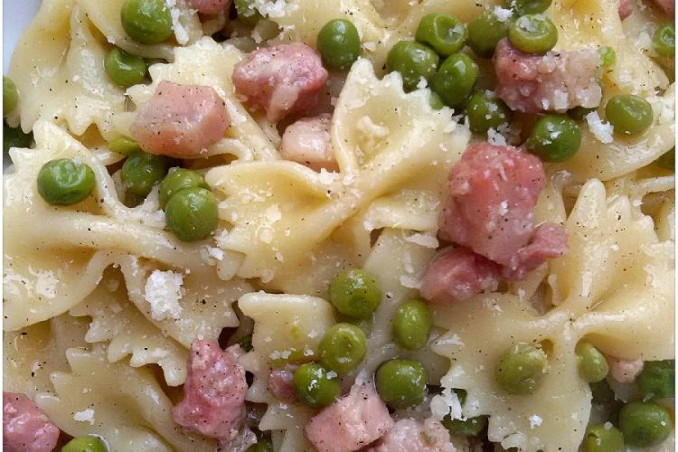 Pasta piselli e pancetta - la cucina pugliese