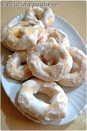 Taralli glassati al limone - la cucina pugliese