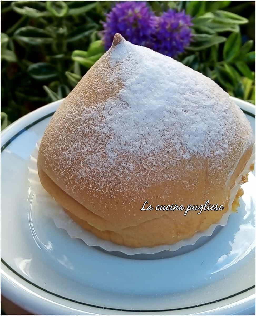 Tette delle monache pugliesi con crema