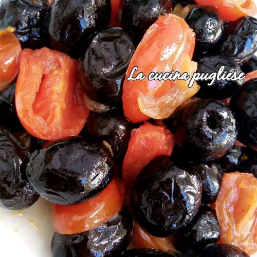 Olive fritte pugliesi con pomodorini