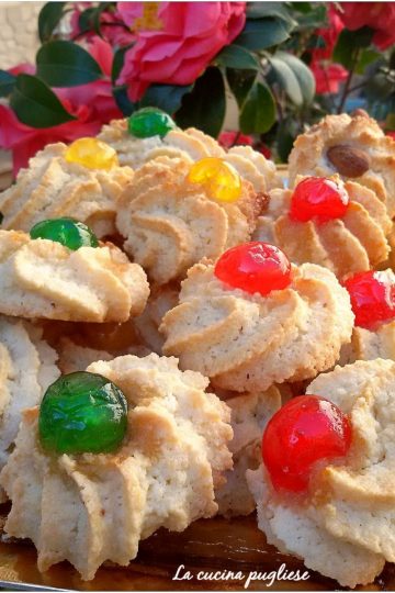 Dolcetti di pasta di mandorle - la cucina pugliese--