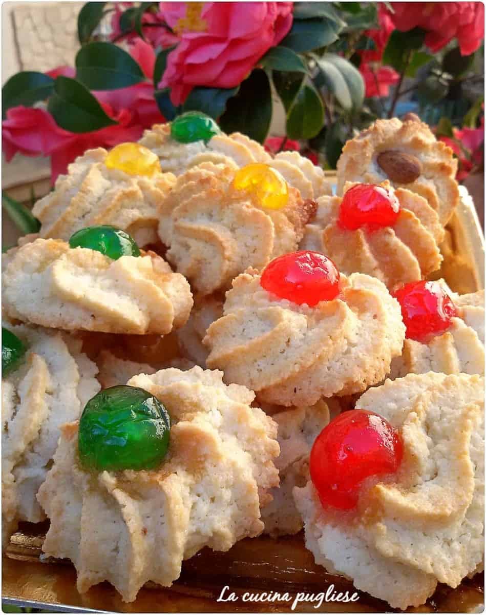 Dolcetti di pasta di mandorle - la cucina pugliese