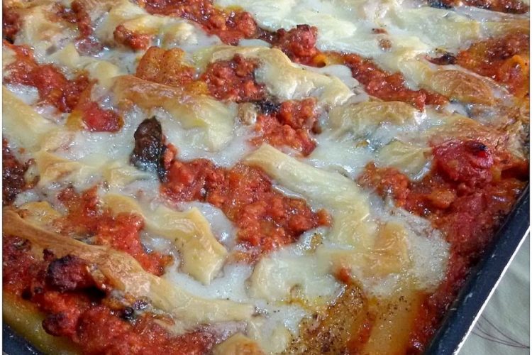 Ziti al forno alla pugliese - la cucina pugliese