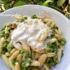 Cavatelli con piselli e stracciatella - la cucina pugliese--