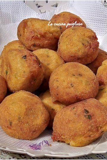 Polpette di patate e mozzarella - la cucina pugliese