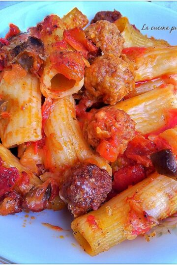 Pasta al forno con melanzane e polpette - lacucinapugliese