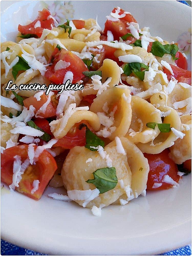 Orecchiette alla crudaiola ricetta estiva facile e veloce da preparare