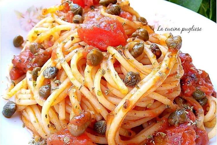 Spaghetti alla pizzaiola - lacucinapugliese--