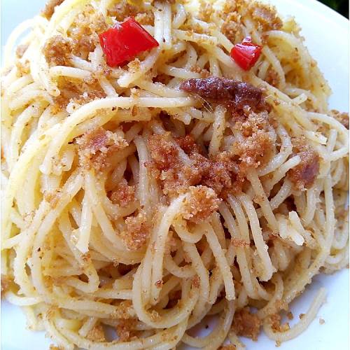 Spaghetti con la mollica