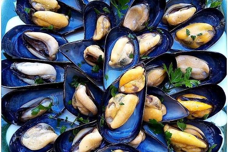 Cozze nere all'ampa cotte alla fiamma