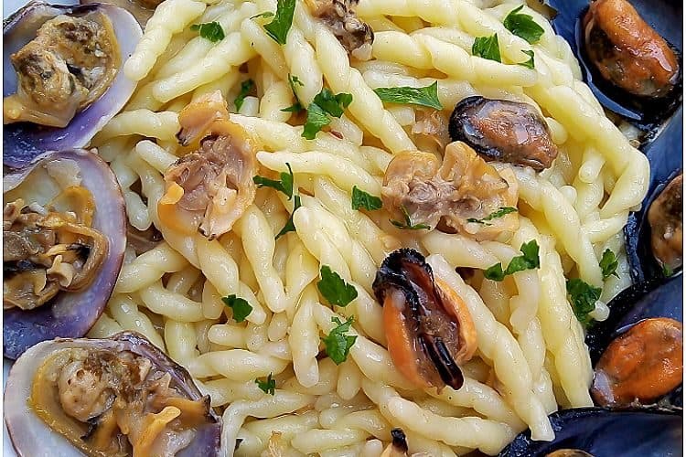 Trofie cozze e vongole - la cucina pugliese