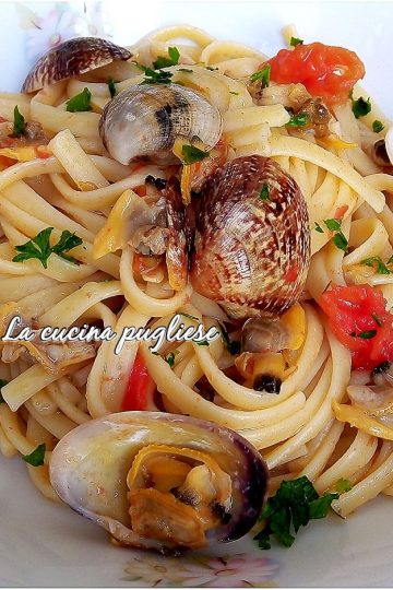 Linguine alle vongole e pomodorini - la cucina pugliese