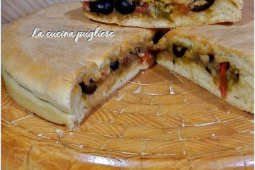 Calzone di cipolle pugliese - la cucina pugliese