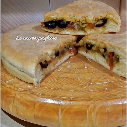 Calzone di cipolle pugliese