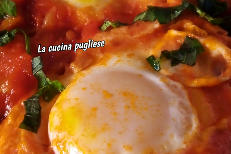 Uova al pomodoro - la cucina pugliese